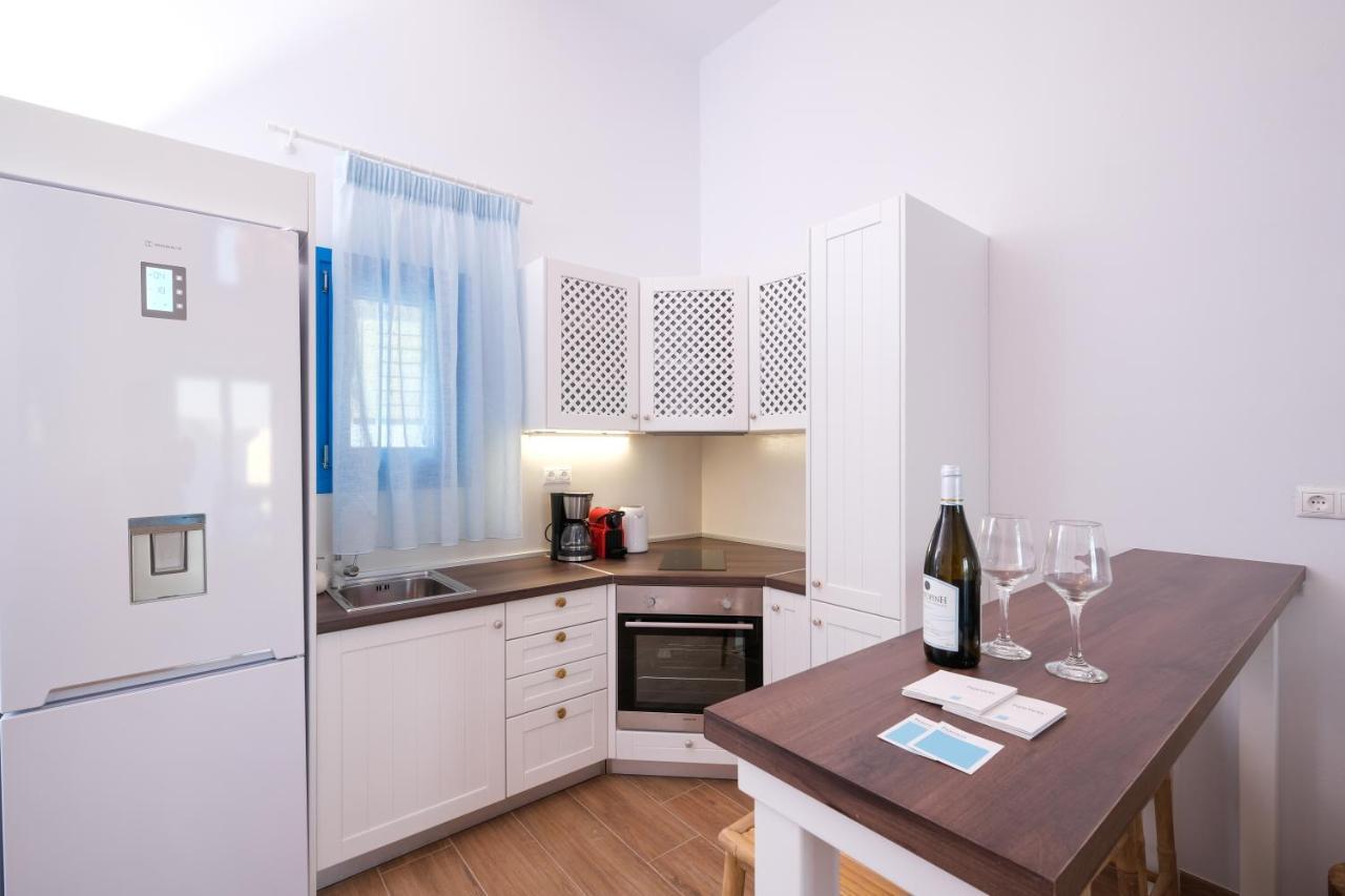Aelia Collection - Adults Friendly 3*